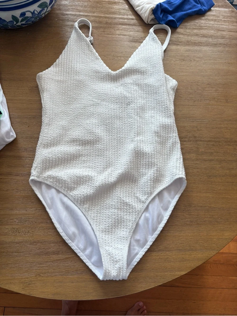 Shein Textured White One-Piece Swimsuit Size M